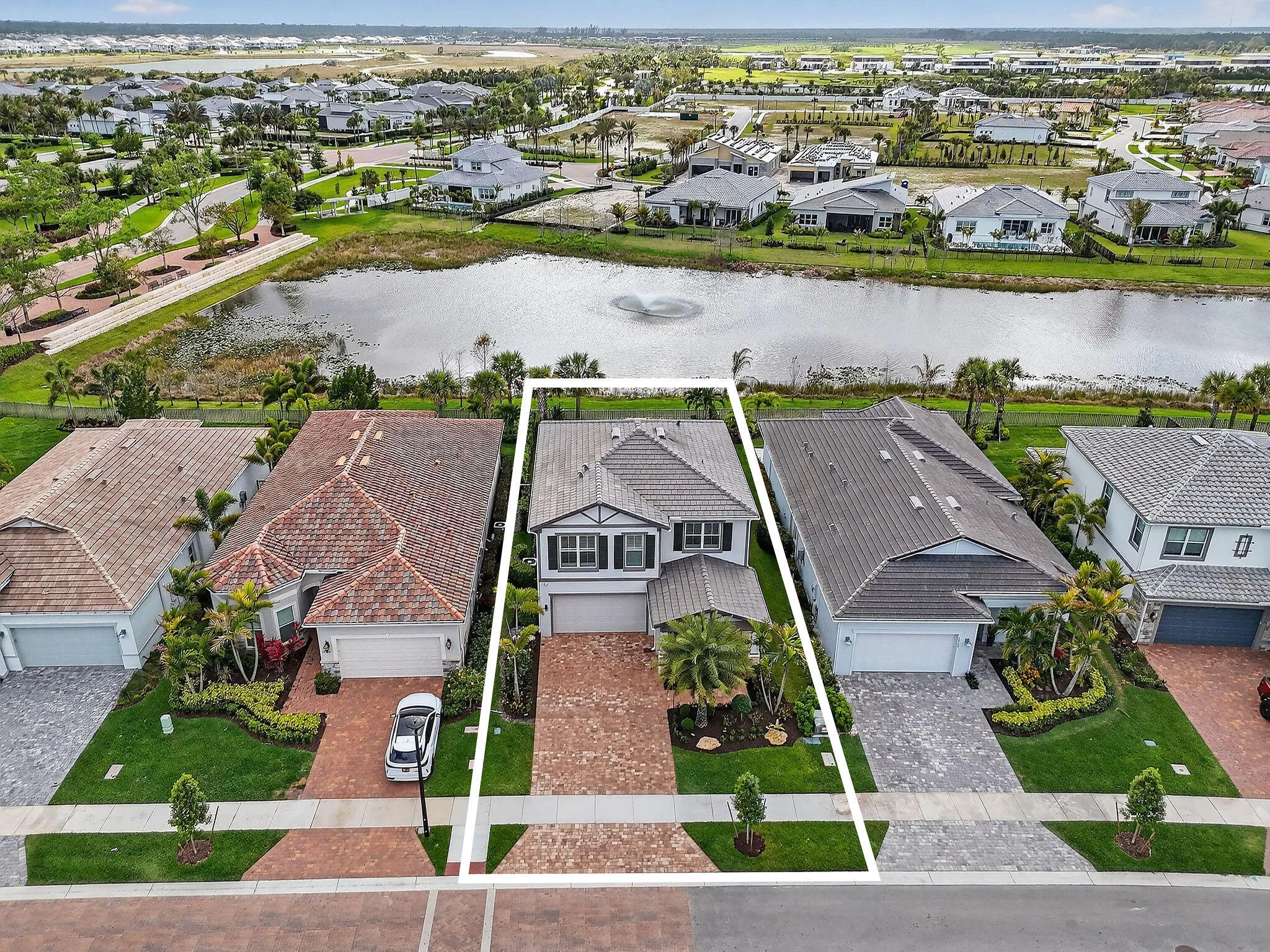 10764NorthbrookCircle(7)a