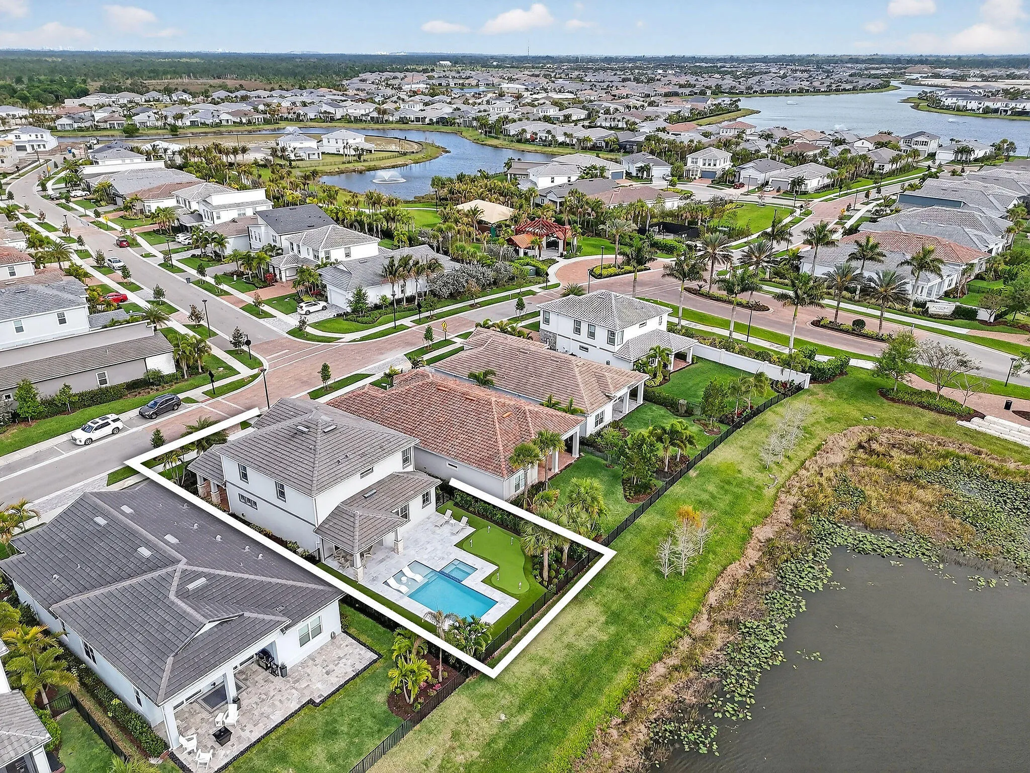 10764NorthbrookCircle(10)a