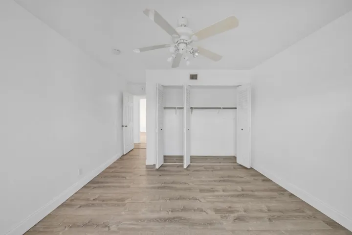 23 Guest Bedroom A (2)