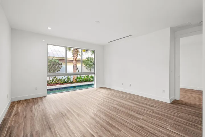 Spacious guest accommodations, perfect for hosting.