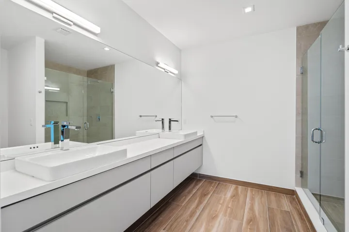 Spacious guest accommodations, perfect for hosting.