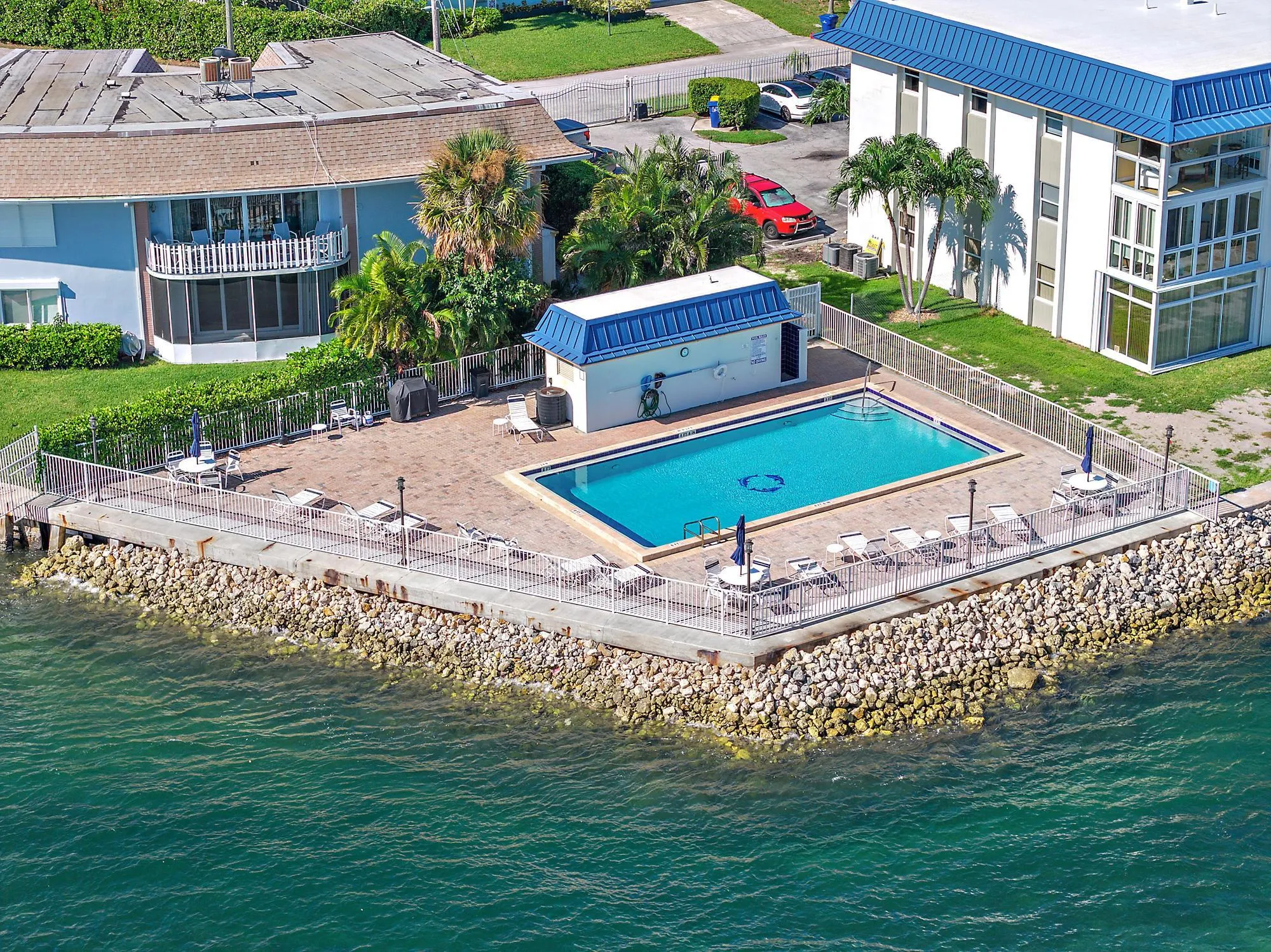 Intracoastal Front Pool