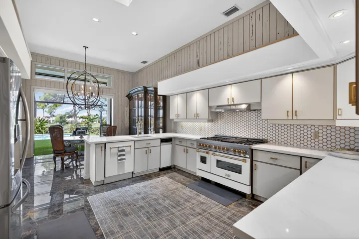 Stunning Kitchen