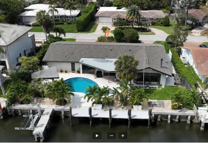 100' Waterfront Property