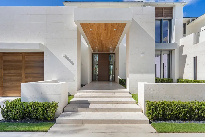 249_Alexander_Palm_Road_11