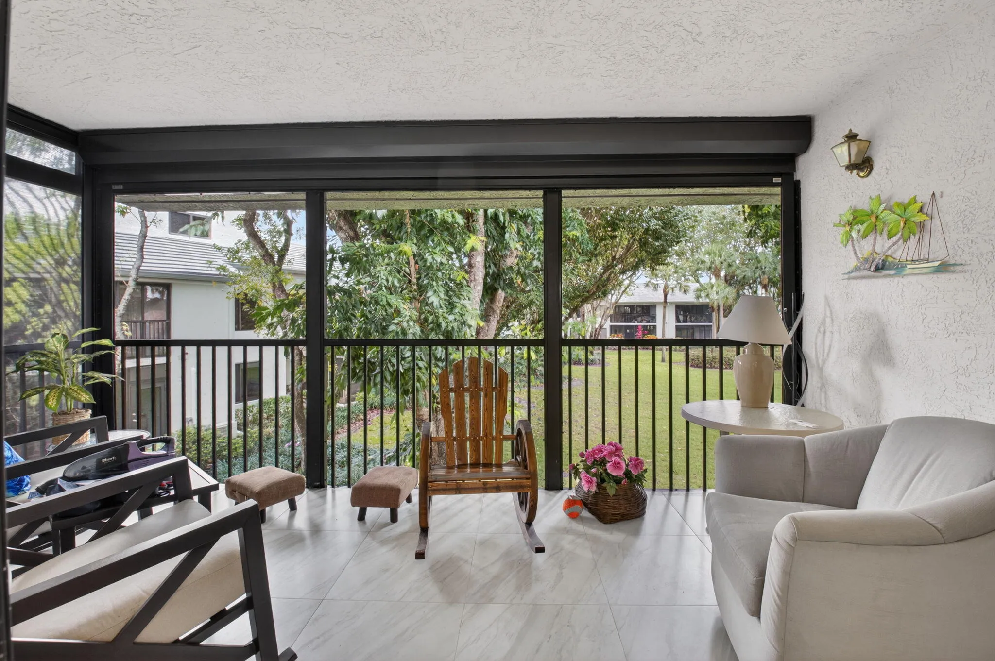 Tree top privacy