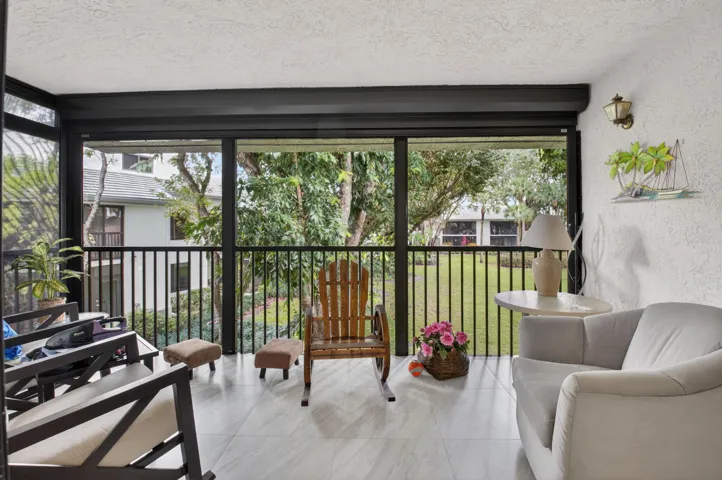 Tree top privacy