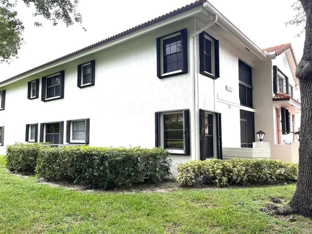Side Building