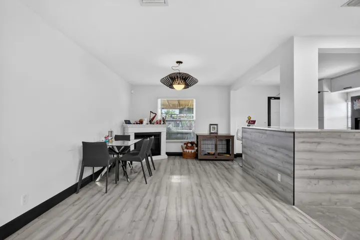 24-web-or-mls-F14A8679