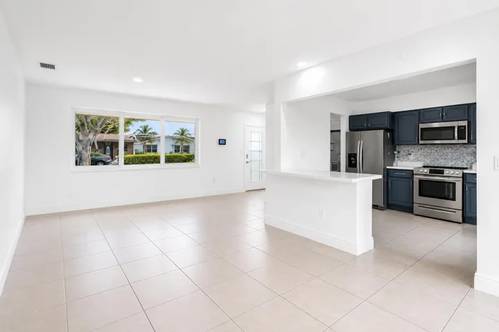 offset to kitchen