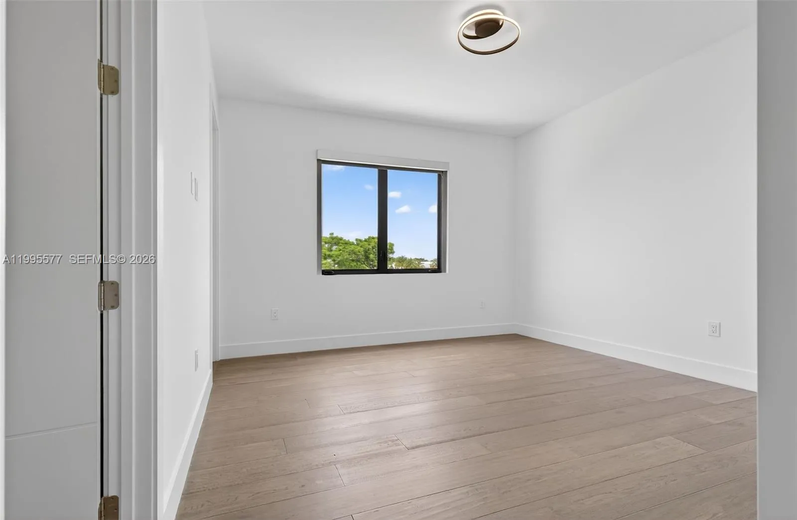 Property photo 77