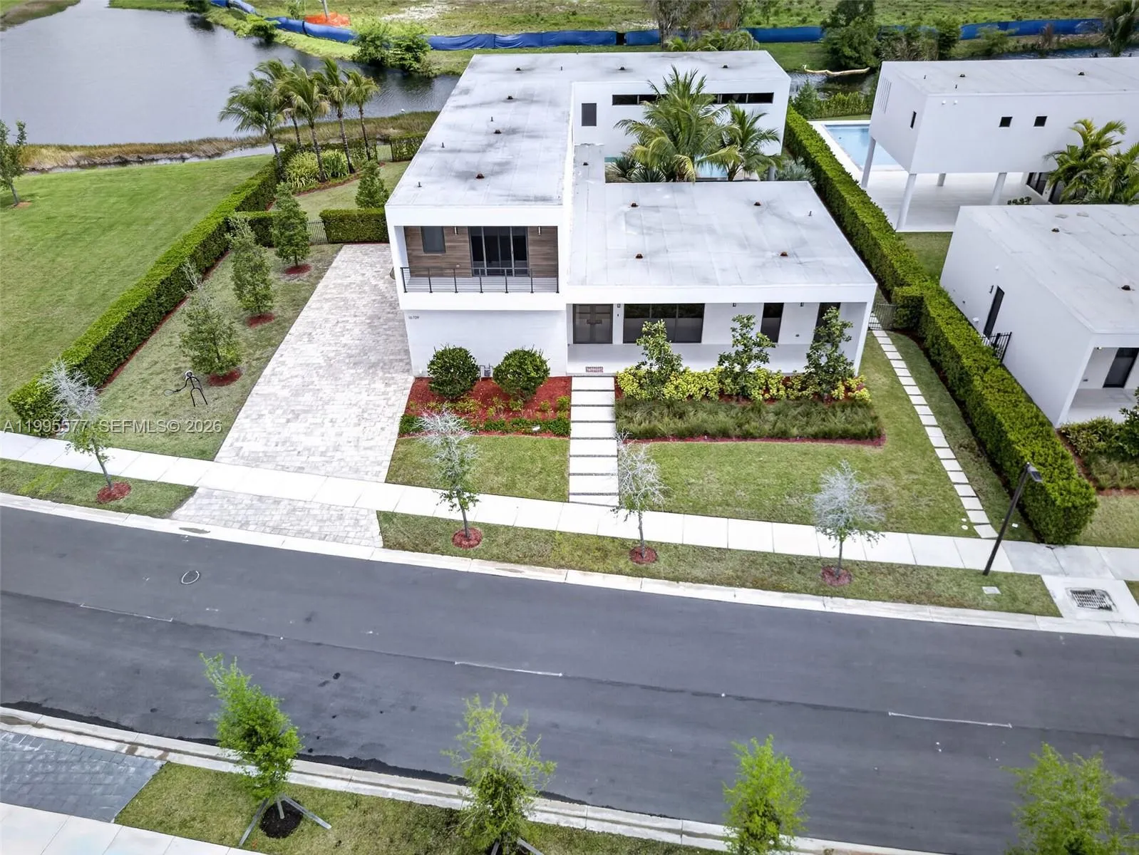 Property photo 96