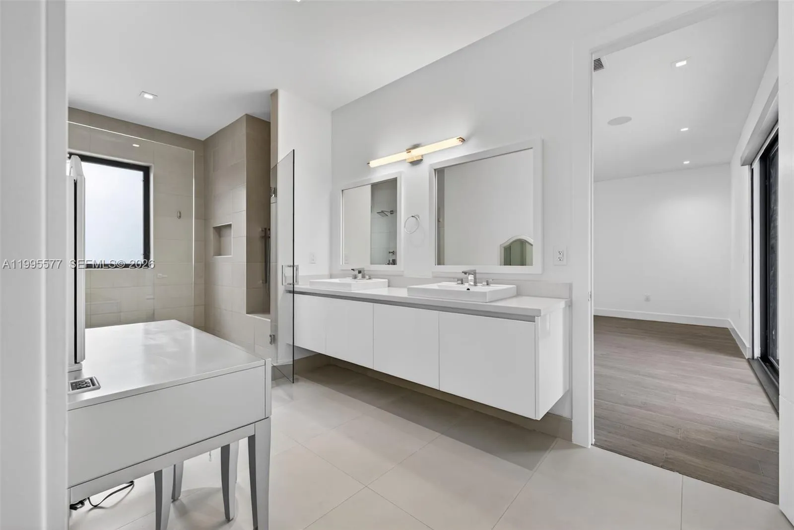 Property photo 85