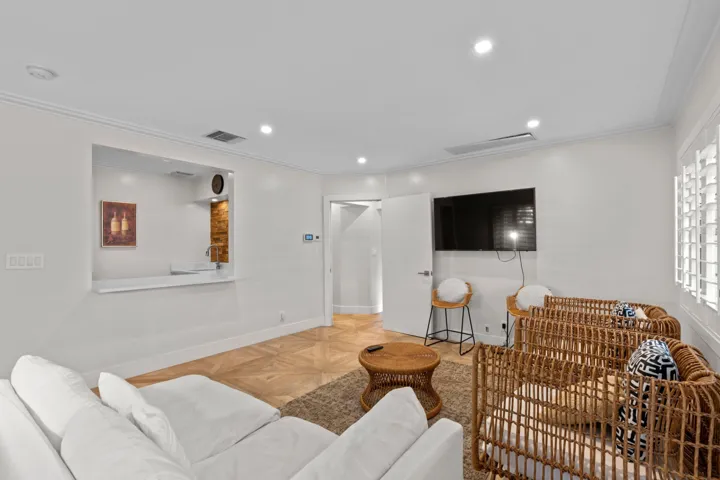Guest suite living area / family room.