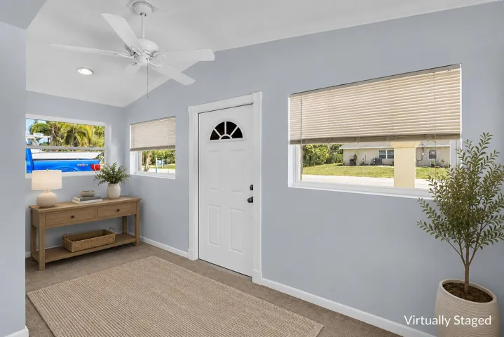 Virtually Staged Entry Room (1)