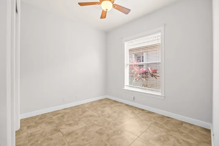 Studio/Bedroom 3