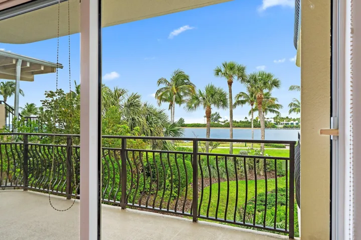 045-314InletWay-101-PalmBeachShores