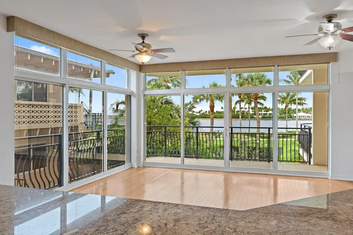 038-314InletWay-101-PalmBeachShores