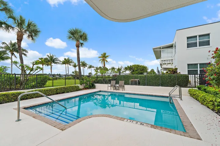 009-314InletWay-101-PalmBeachShores