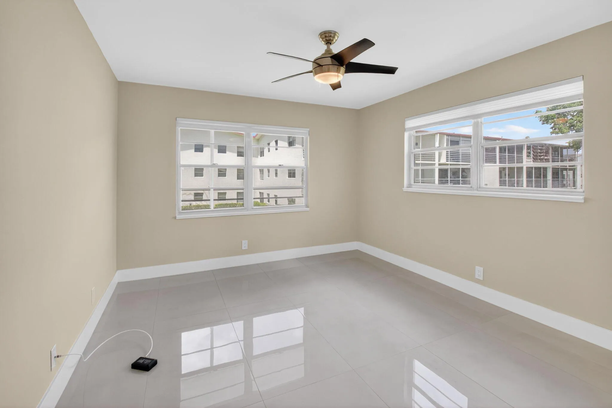 Corner unit - 2 windows in 2nd Bedroom/Guest B/R with waterview.