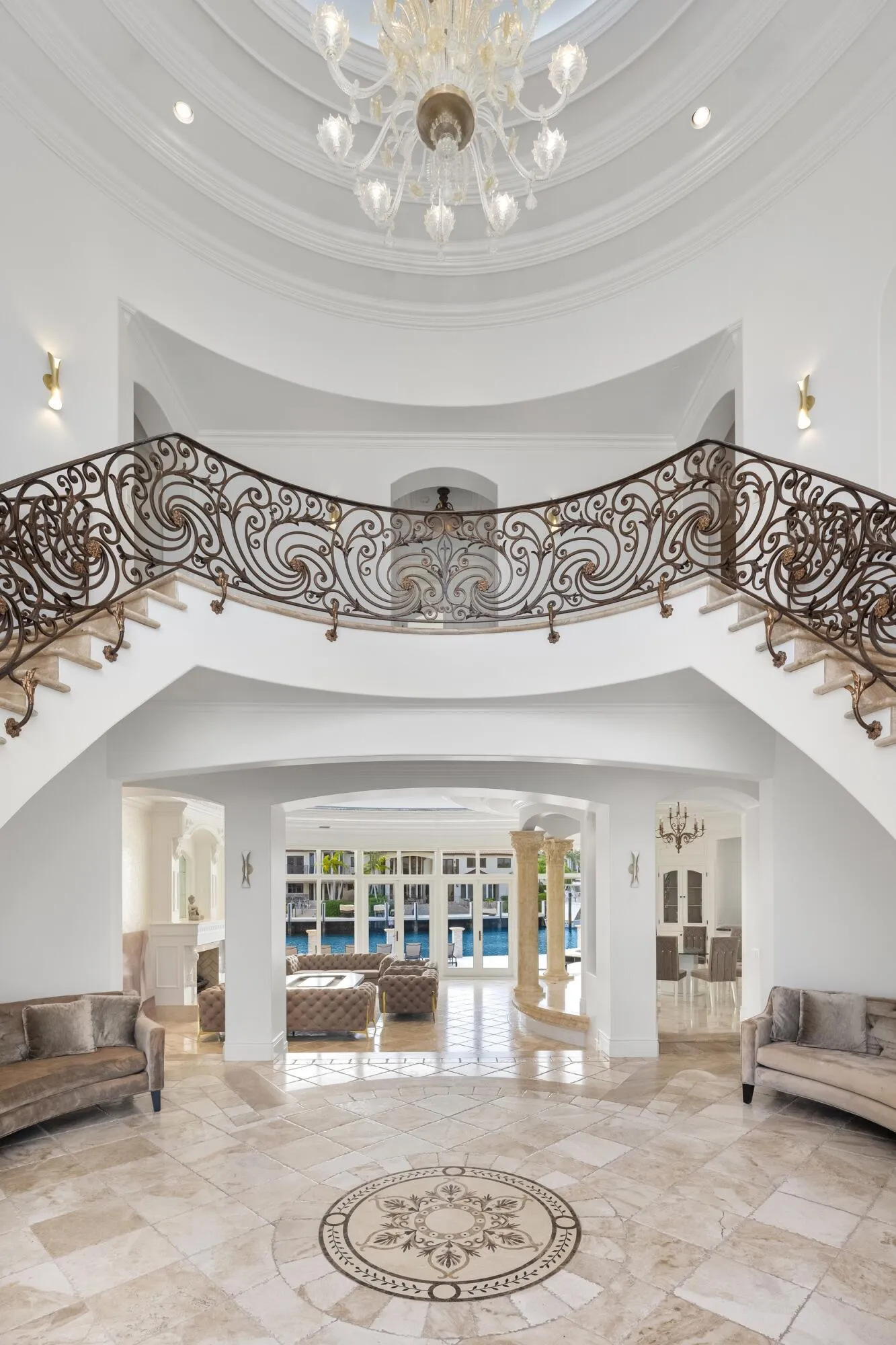 Foyer 3