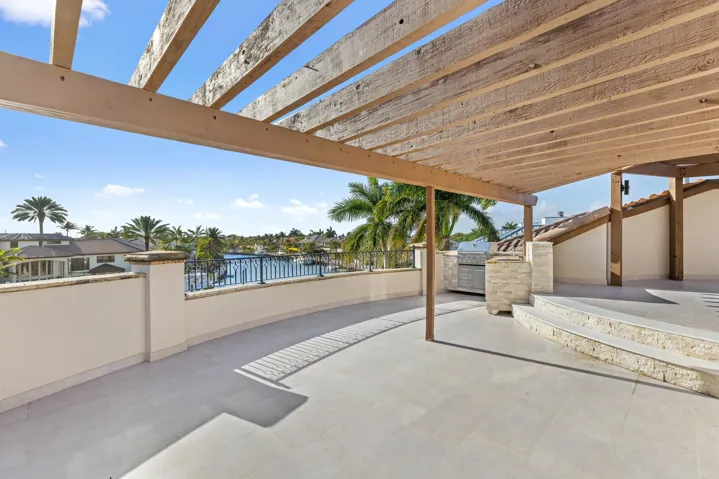 Rooftop Deck