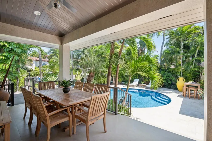 Outdoor dining area