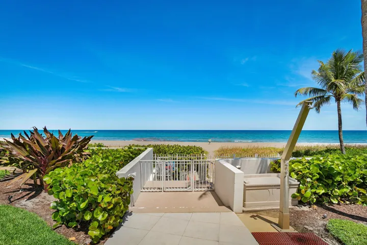 072-700SouthOceanBoulevard-705-BocaRaton