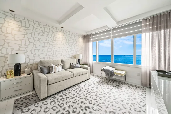030-700SouthOceanBoulevard-705-BocaRaton