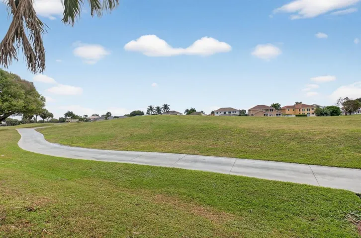 GOLF COURSE VIEW