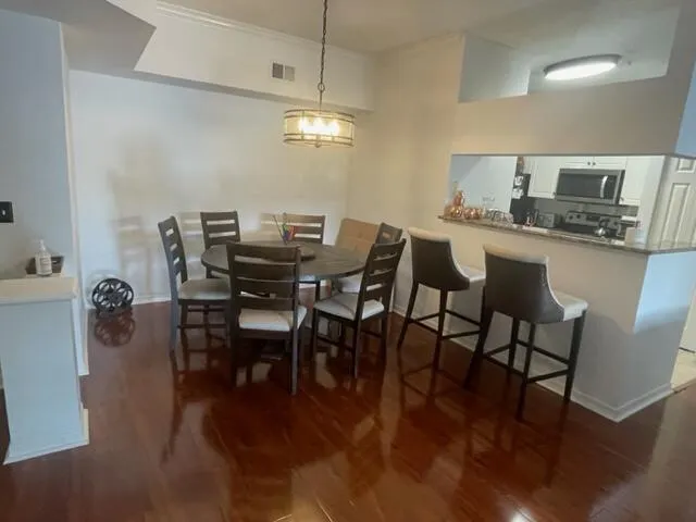 t dining area