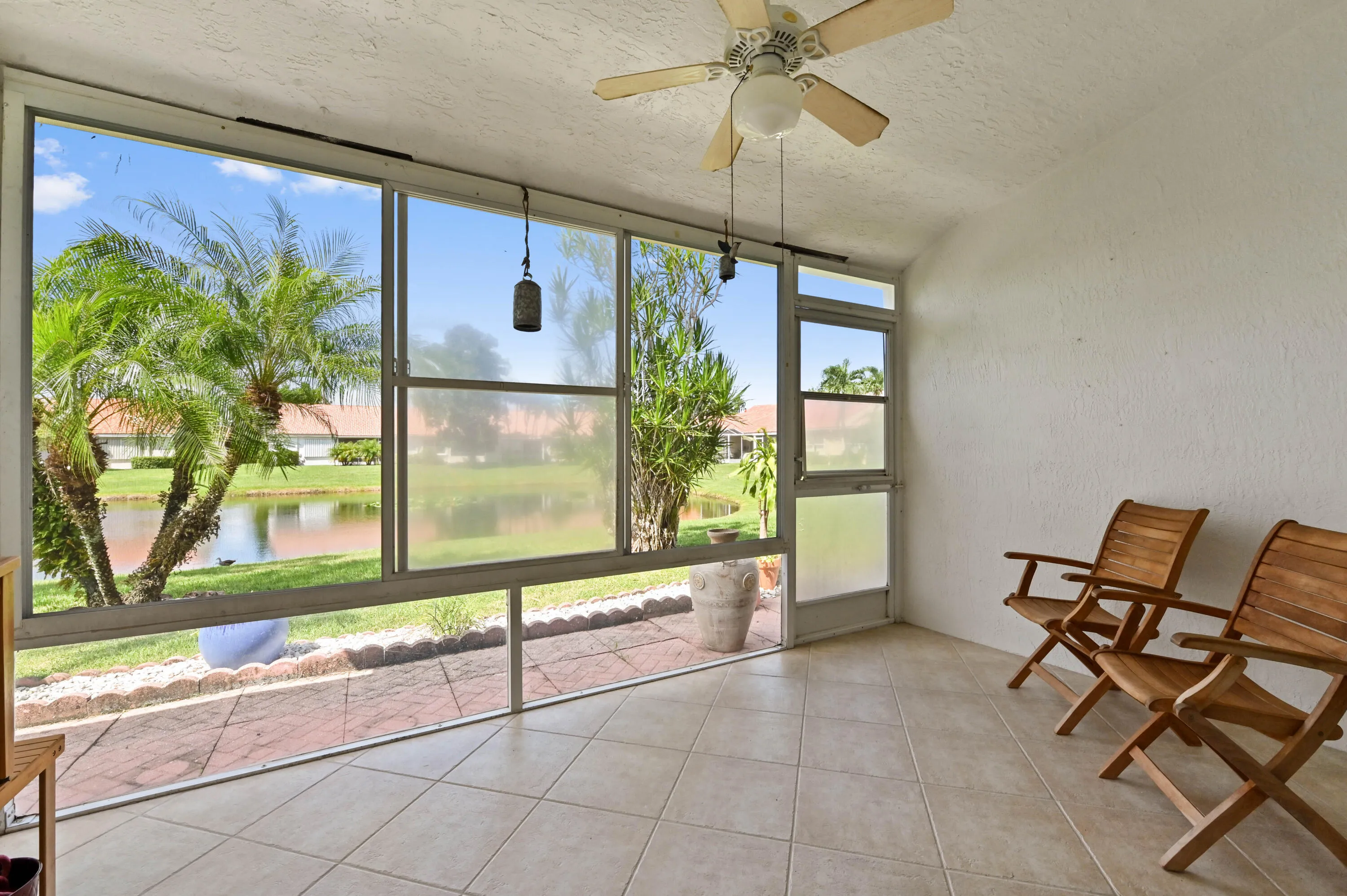 30 patio 03
