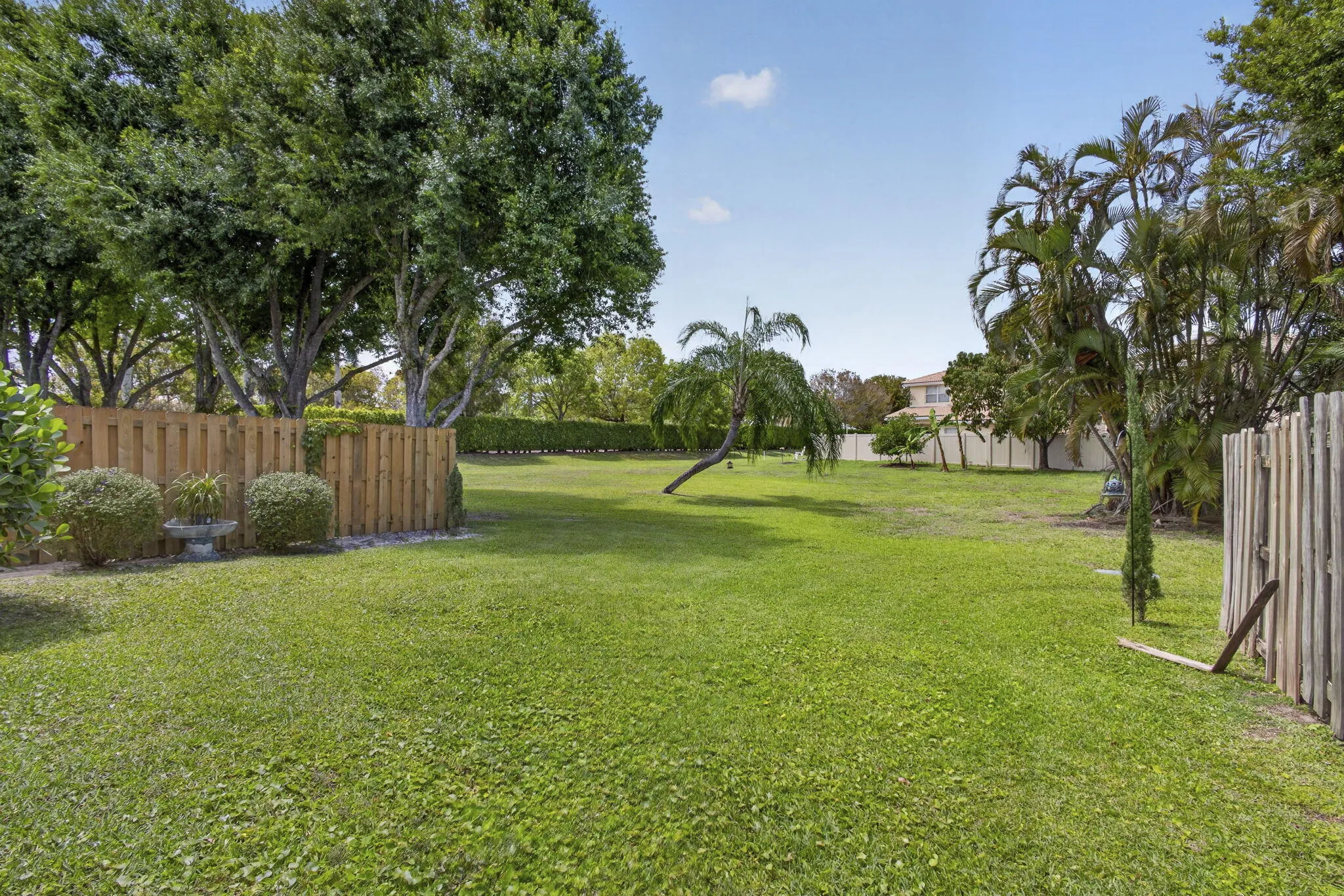 Property photo 44