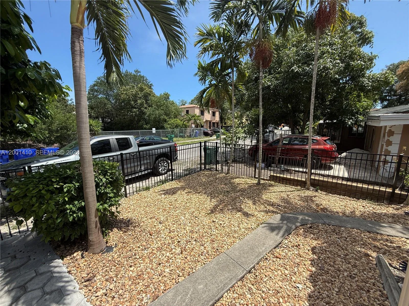 Property photo 37