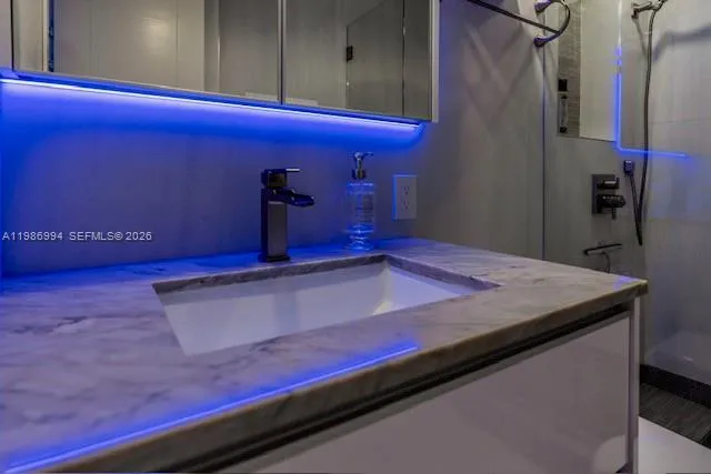 2-nd bathroom