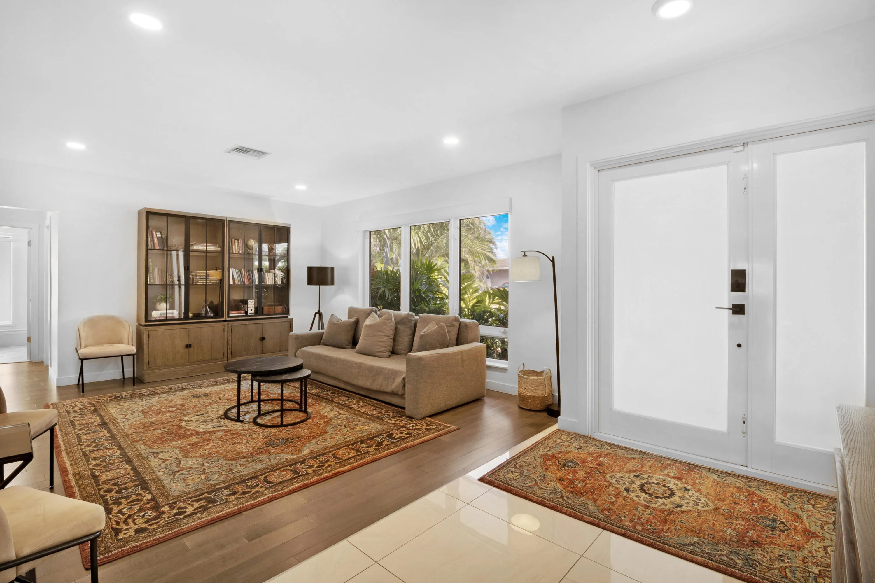 4_accutour_3312 ne 39th st -008