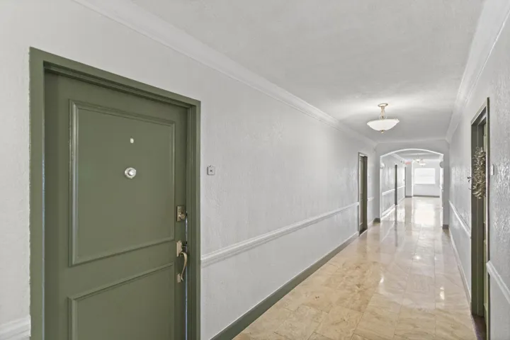 Entry Hall C5