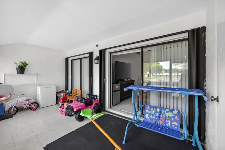 Screened Patio