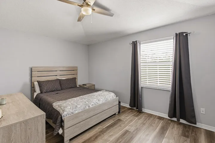 7213 SE Magellan Lane-44