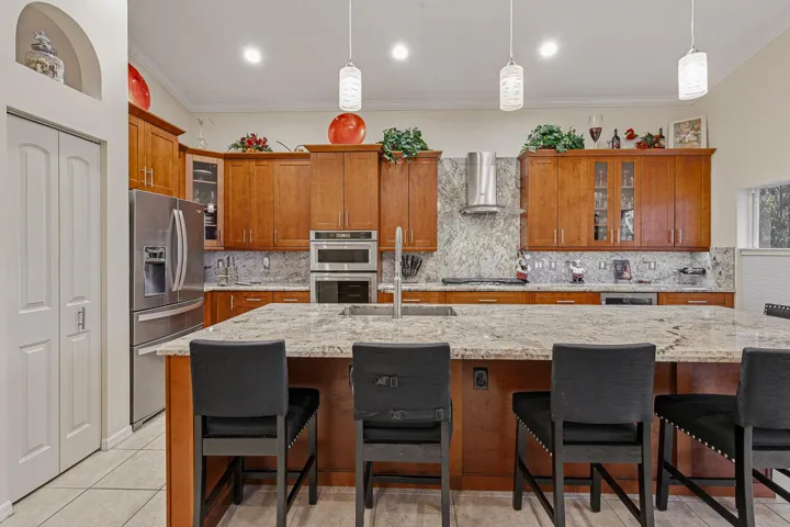 7213 SE Magellan Lane-39