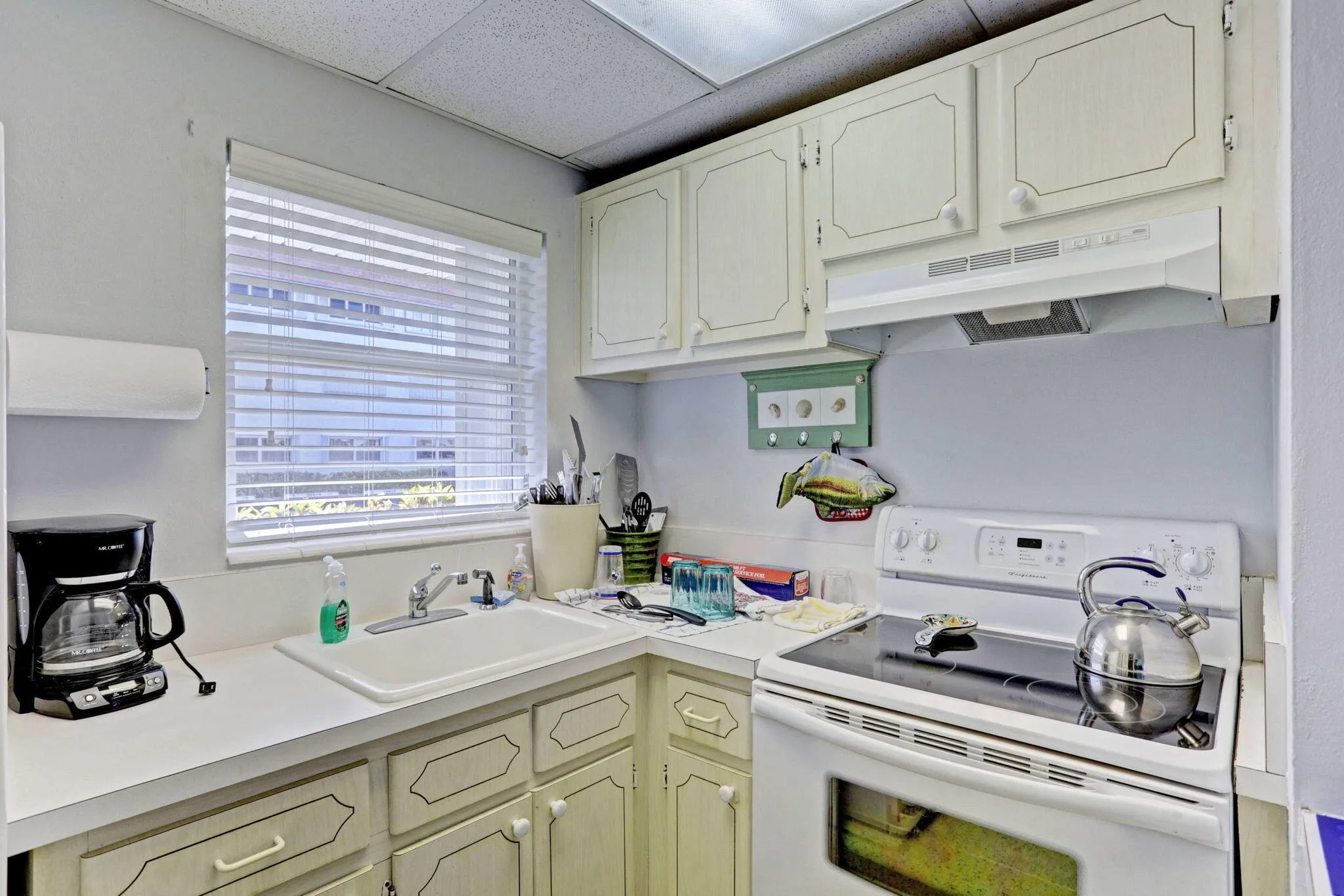 Clubhouse Kitchen 2
