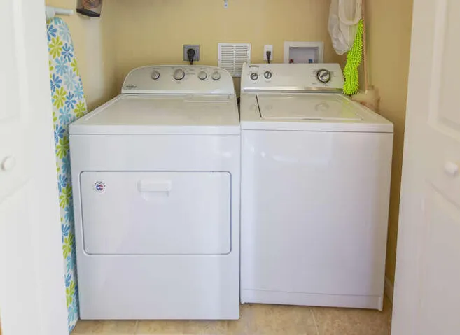 washer/ dryer