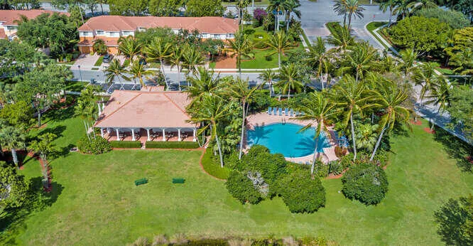 clubhouse & pool