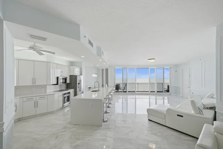BeachCondo_012