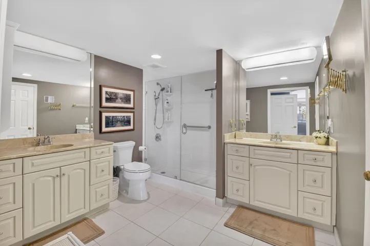 Dual sinks