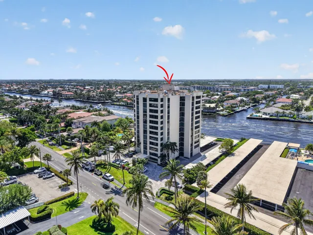 Court of Delray