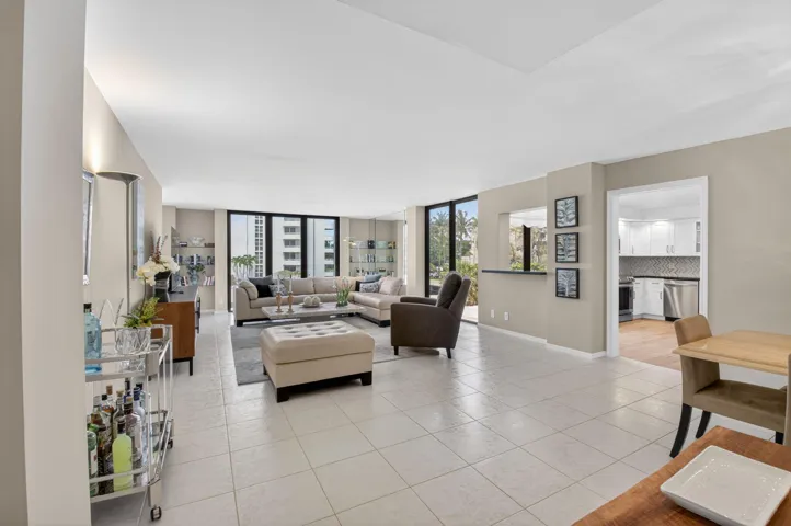 Great Room with Kitchen Entrance