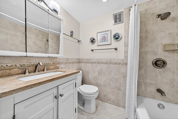 018-300Northeast20thStreet-308-BocaRaton