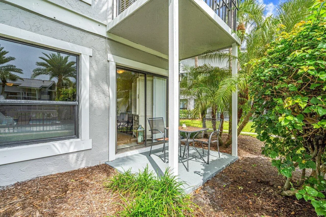 016-11863WimbledonCircle-432-Wellington-
