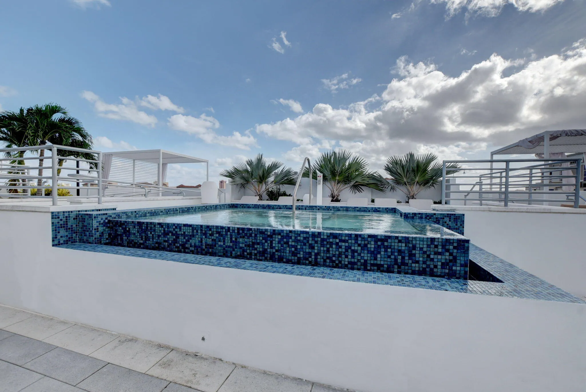 Property photo 100